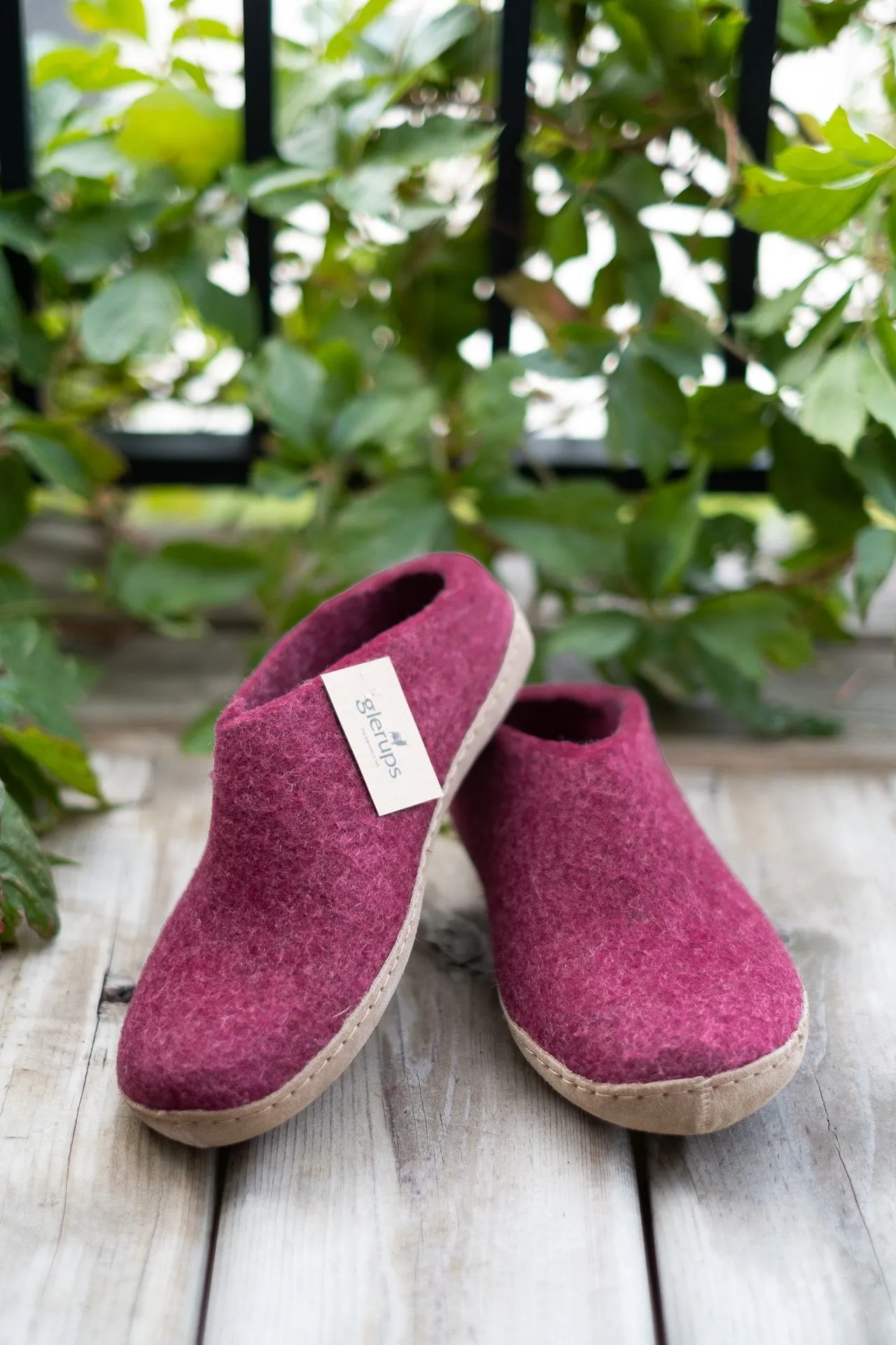 Glerups Cranberry Slip-On