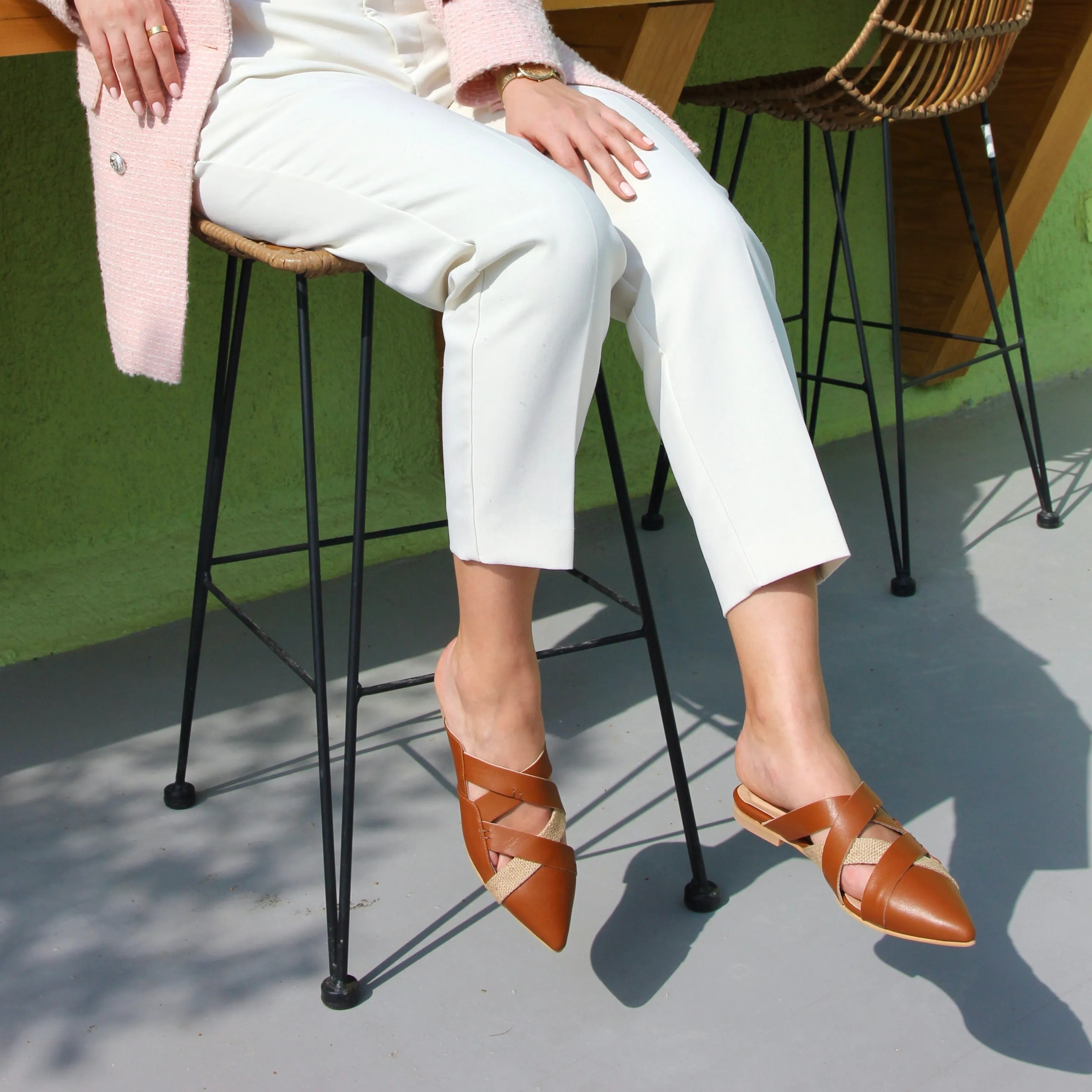 Lana tan mule