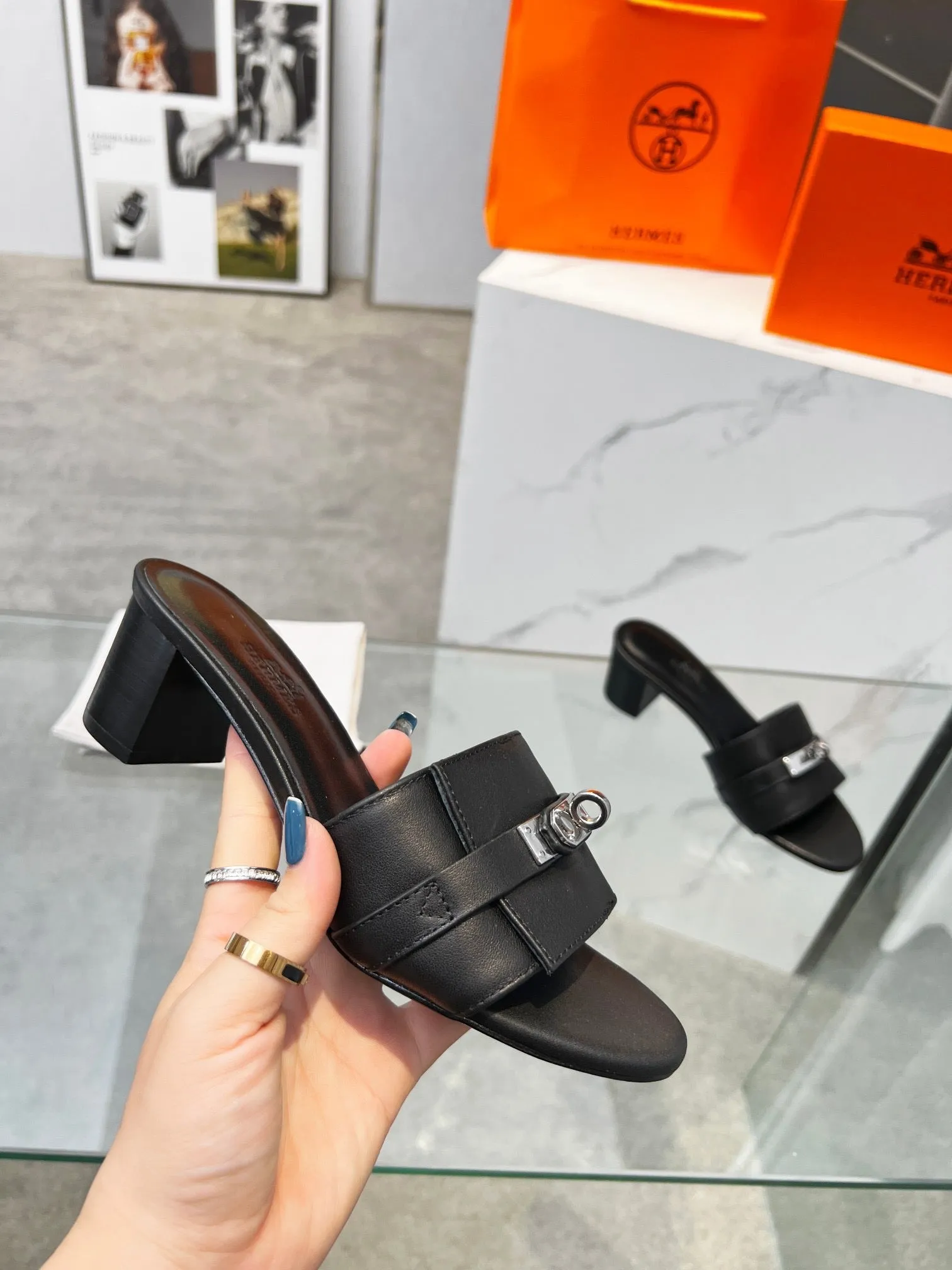 SE1039 H Gigi 50 Sandal / Size5-10