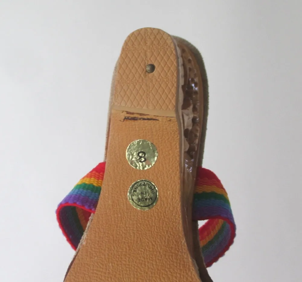 Vintage Hand Carved Wood Rainbow Strap Mules Heels Shoes 8