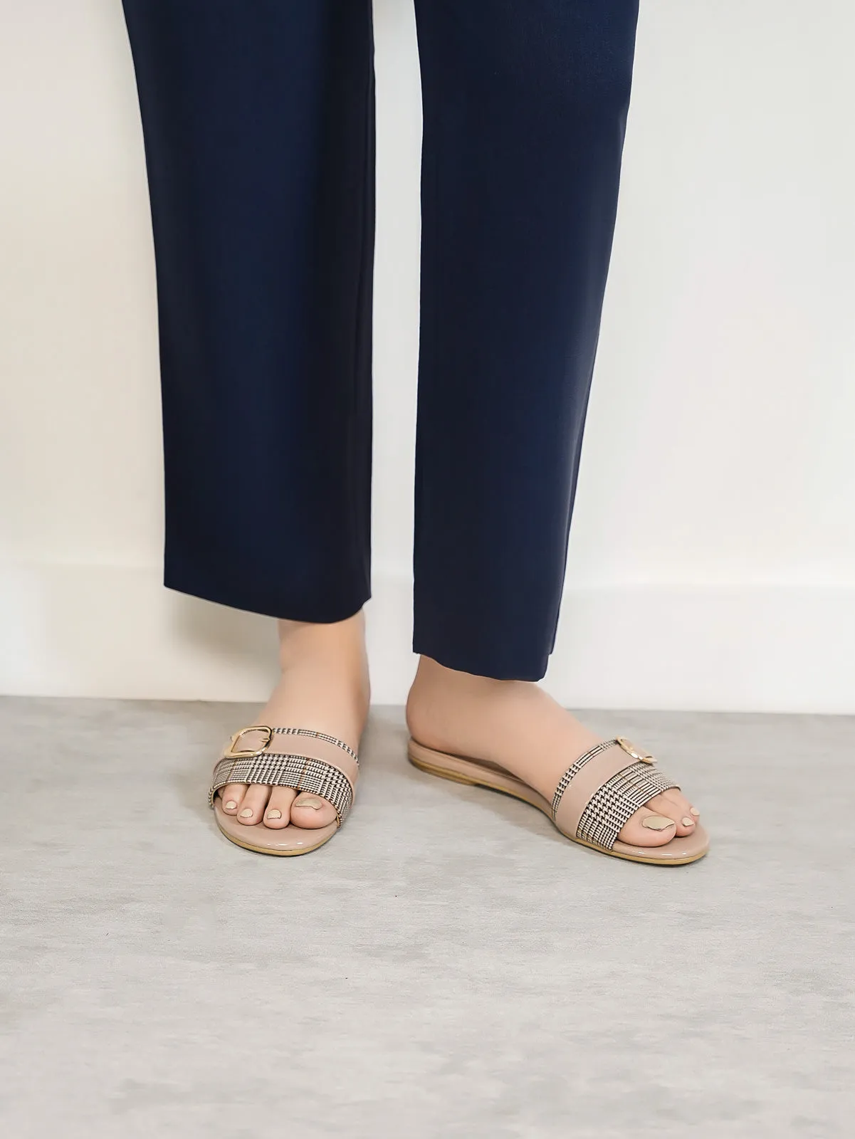 Womens "AZUMBA" Flat Buckled Slippers